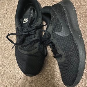 Nike women’s size 7.5